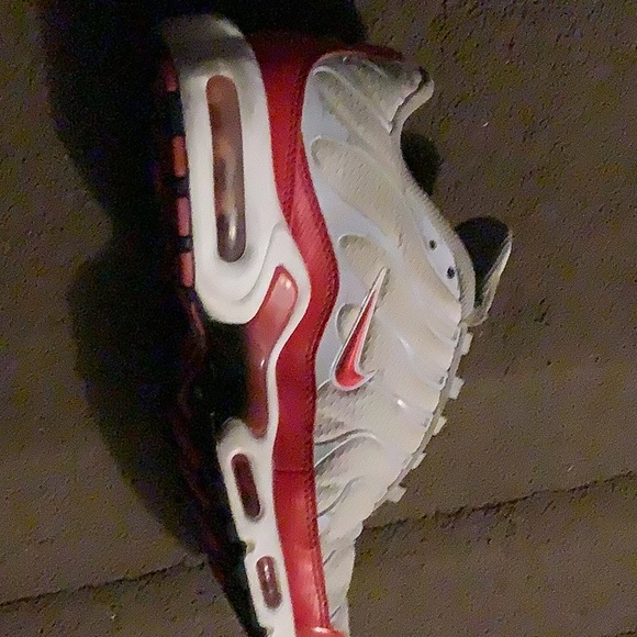 nike air max plus tn red and white - Picture 2 of 2